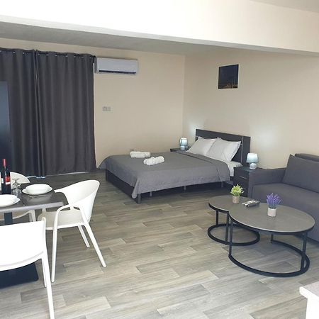 Leucolla Hill & Sea Apartment Protaras Ngoại thất bức ảnh