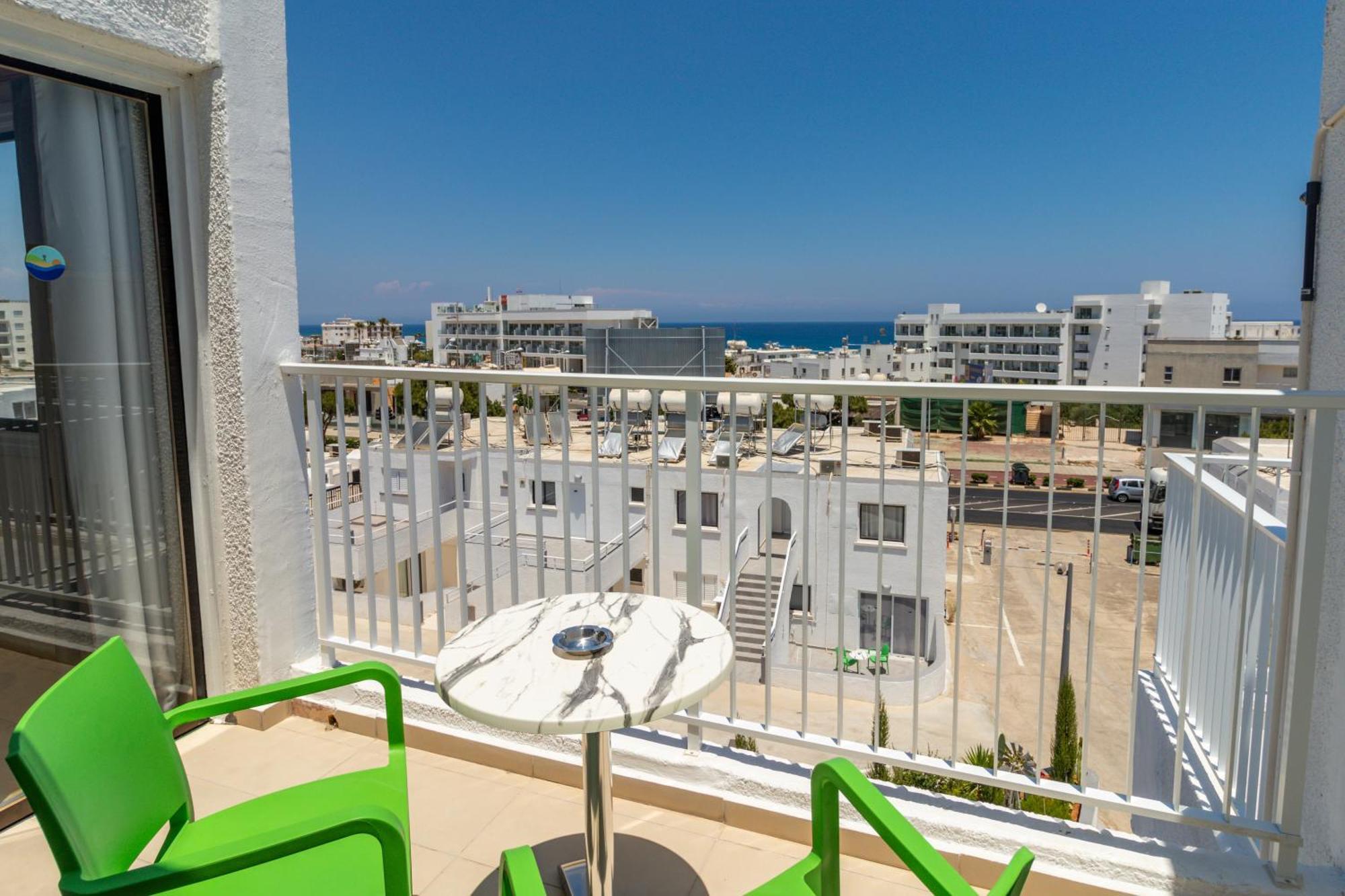 Leucolla Hill & Sea Apartment Protaras Phòng bức ảnh