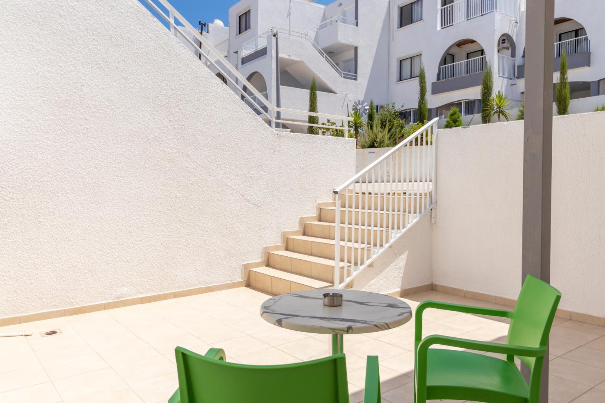 Leucolla Hill & Sea Apartment Protaras Phòng bức ảnh